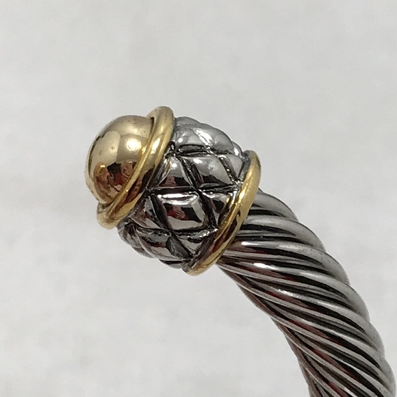 New 2 tone cable bracelet - Picture 2 of 6